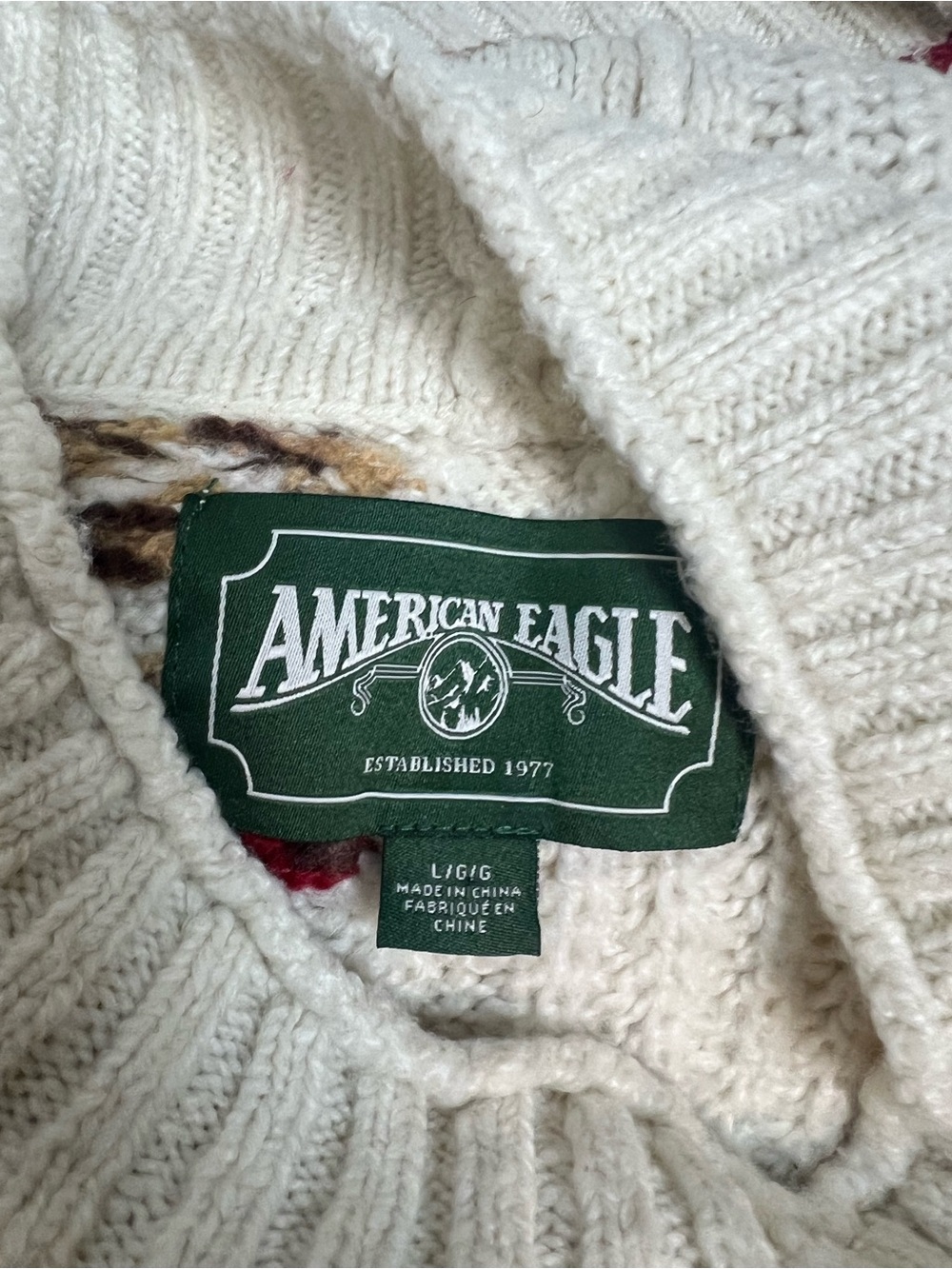 American Eagle Cozy Ivory Fair Isle Cable Turtleneck Sweater with Red Accents-L - Picture 4 of 6